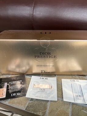 Dior Prestige Cotton Pads New with Samples